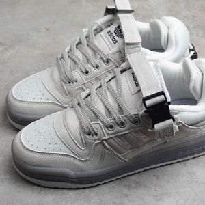 Bad Bunny Forum Grey